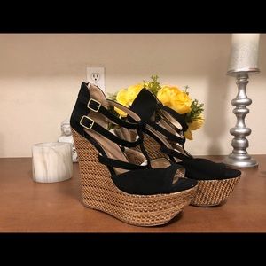 1HOUR SALE 💥💥Qupid Wedges